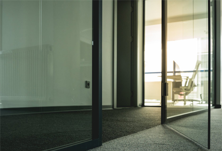 Glas in uw interieur
